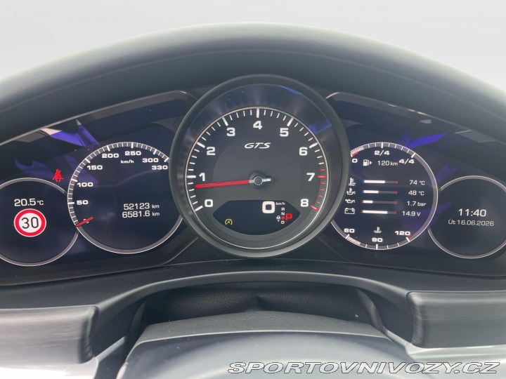 Porsche Panamera GTS 2019
