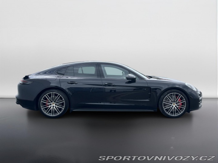 Porsche Panamera GTS 2019