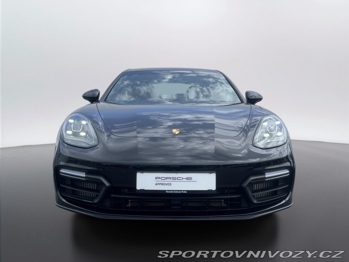 Porsche Panamera GTS 2019