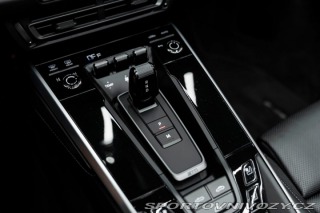 Porsche 911 4 GTS 2022