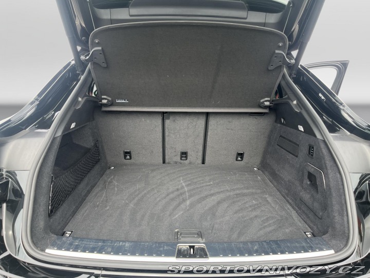 Porsche Cayenne GTS 2025