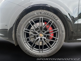 Porsche Cayenne GTS 2025