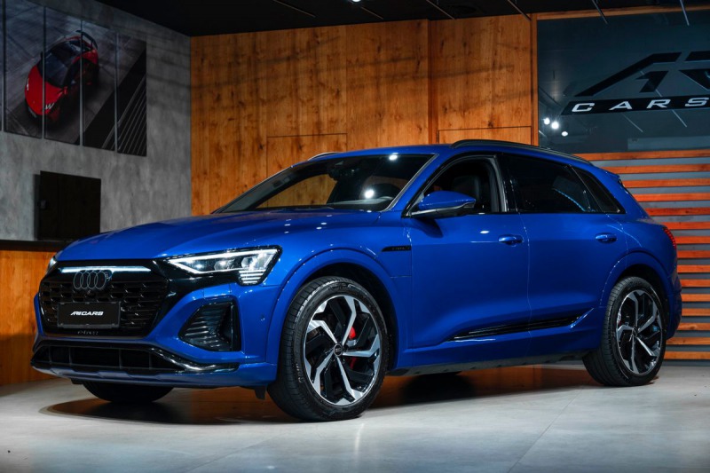 Audi Ostatní modely Q8 e-tron E-TRON