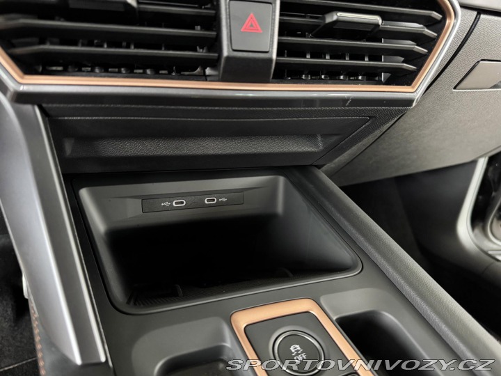 Cupra Formentor 2,0TSI VZ 333*4x4*KeyLess 2026