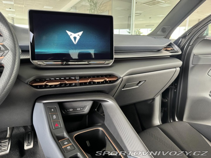 Cupra Terramar 2,0TSI VZ 265*4x4*DPH*Taž 2026