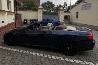 BMW 3 E93 328i