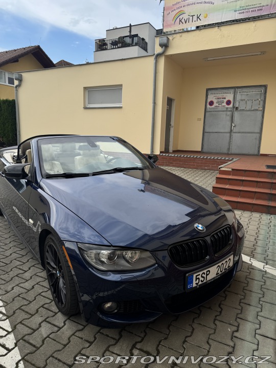 BMW 3 E93 328i 2012
