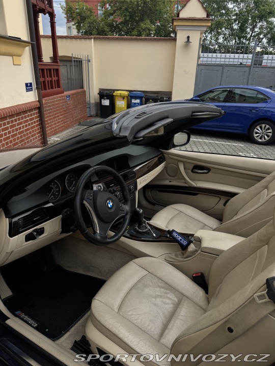 BMW 3 E93 328i 2012