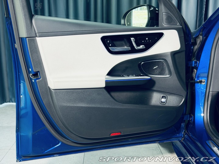 Mercedes-Benz C 200*AMG*ZÁRUKA*TAŽNÉ*NAPP 2022