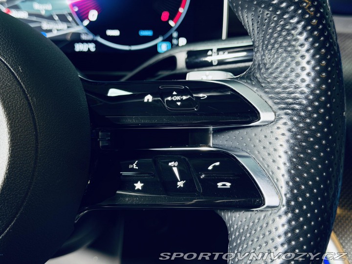 Mercedes-Benz C 200*AMG*ZÁRUKA*TAŽNÉ*NAPP 2022