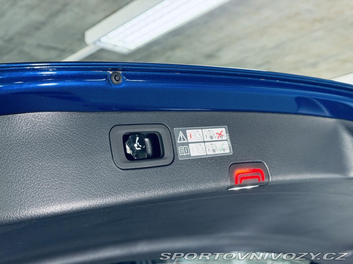 Mercedes-Benz C 200*AMG*ZÁRUKA*TAŽNÉ*NAPP 2022