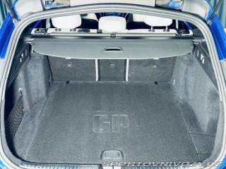 Mercedes-Benz C 200*AMG*ZÁRUKA*TAŽNÉ*TOP* 2022