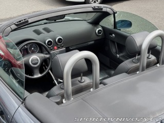 Audi TT  2003