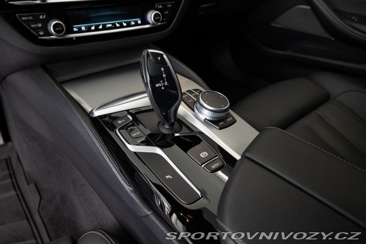BMW M5 d xDrive/HarmanKardon/Ven 2020