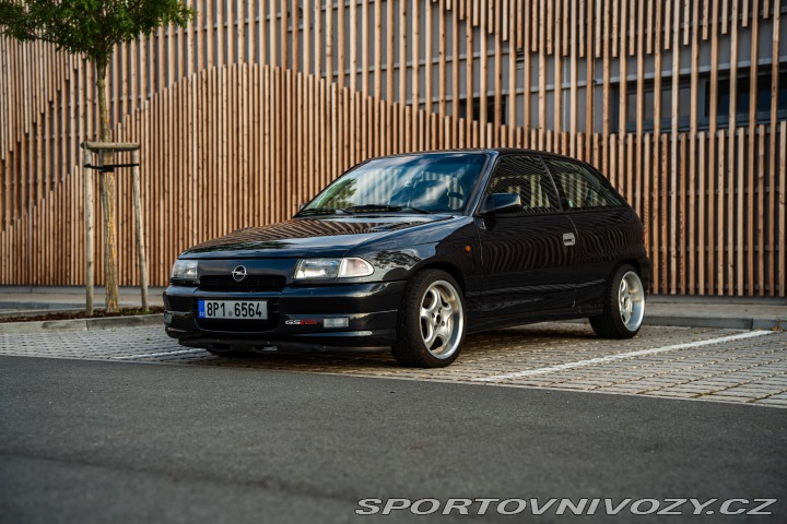 Opel Astra GSi 1992