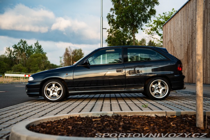 Opel Astra GSi 1992