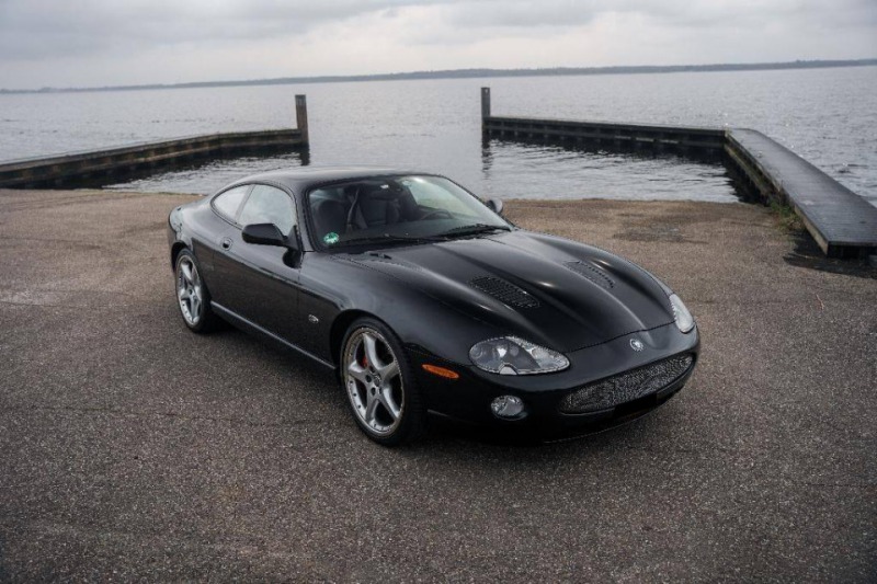 Jaguar XKR