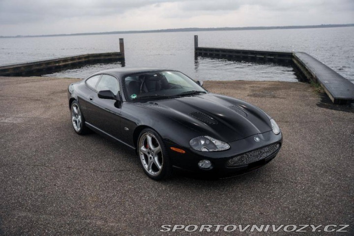 Jaguar XKR 2004