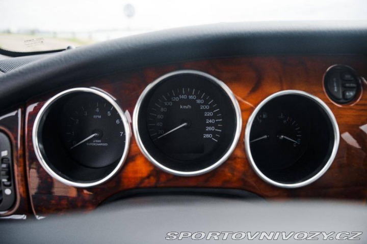 Jaguar XKR 2004