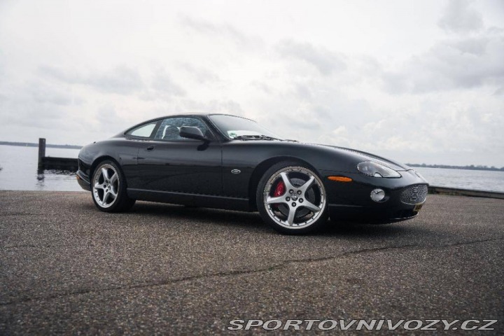 Jaguar XKR 2004
