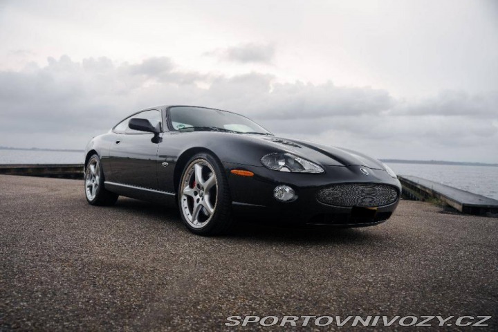 Jaguar XKR 2004