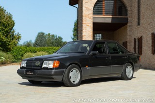 Mercedes-Benz E 300 E-24V SPORTLINE