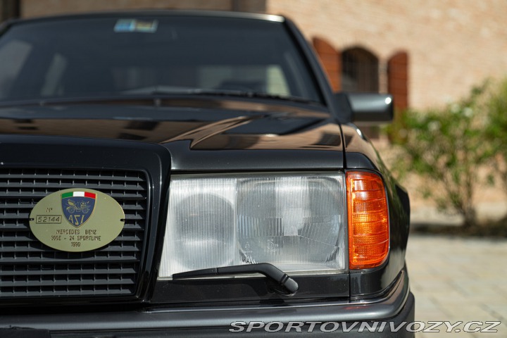 Mercedes-Benz E 300 E-24V SPORTLINE 1989