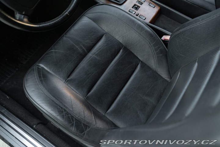 Mercedes-Benz E 300 E-24V SPORTLINE 1989