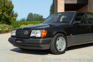 Mercedes-Benz E 300 E-24V SPORTLINE 1989