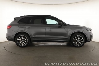 Volkswagen Ostatní modely Touareg R-Line 3.0 TDI 2022