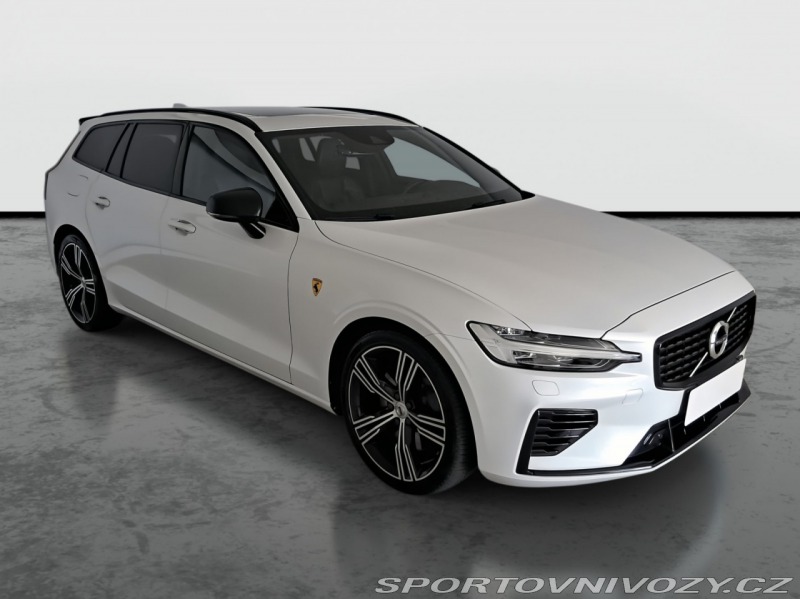 Volvo V60 R-Design T8 Twing Engine