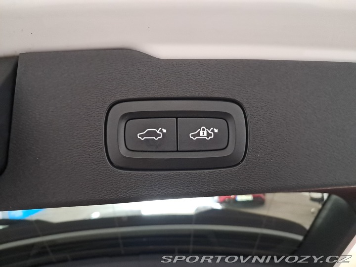Volvo V60 R-Design T8 Twing Engine 2021