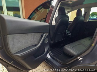 Tesla Model Y Long Range Dual Motor 378 2022