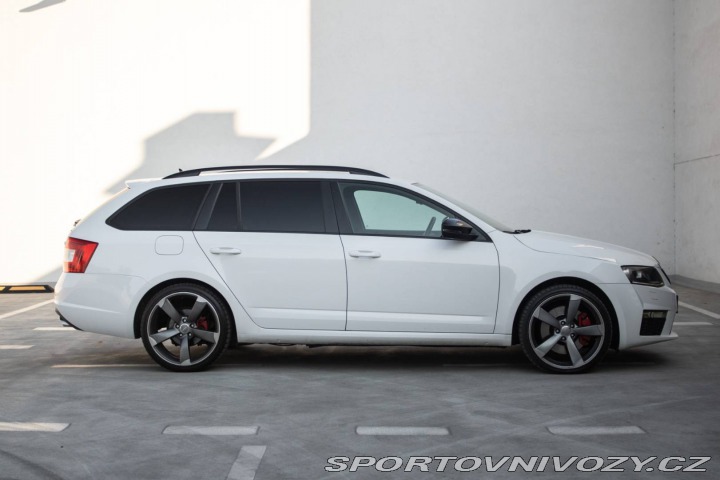 Škoda Octavia RS Combi 2.0 TDI RS / 135kW 2015