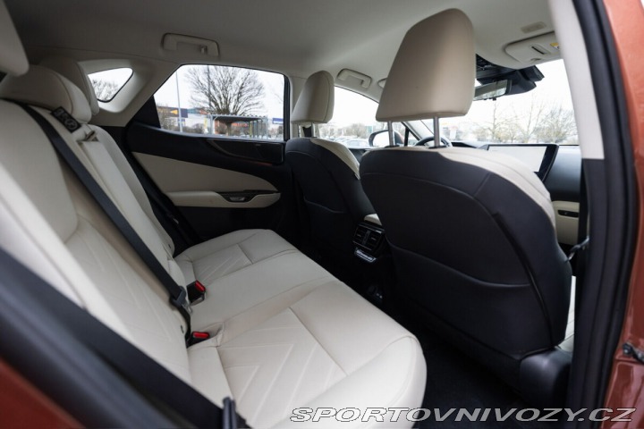 Lexus Ostatní modely NX 450h plus 450H 2.5 PHEV LUXURY 2025