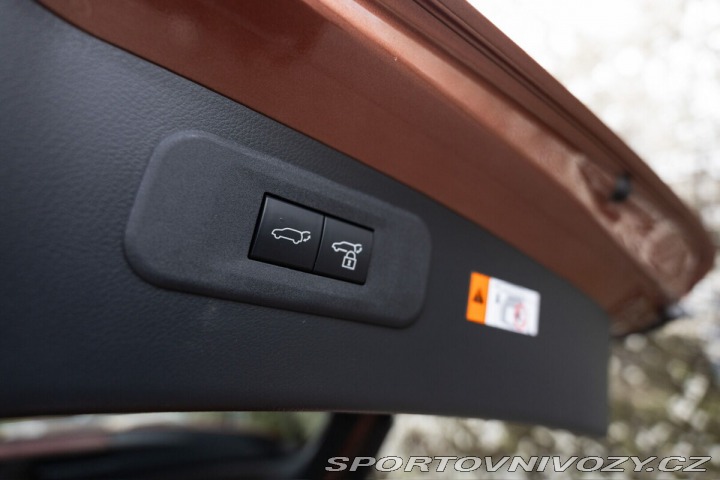 Lexus Ostatní modely NX 450h plus 450H 2.5 PHEV LUXURY 2025
