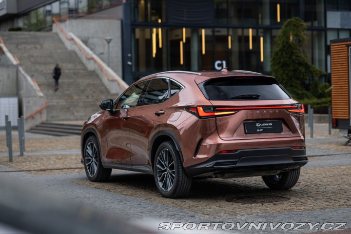 Lexus Ostatní modely NX 450h plus 450H 2.5 PHEV LUXURY 2025