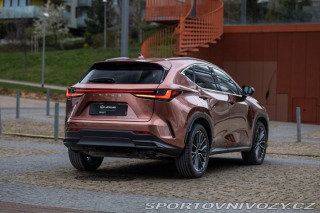 Lexus Ostatní modely NX 450h plus 450H 2.5 PHEV LUXURY 2025