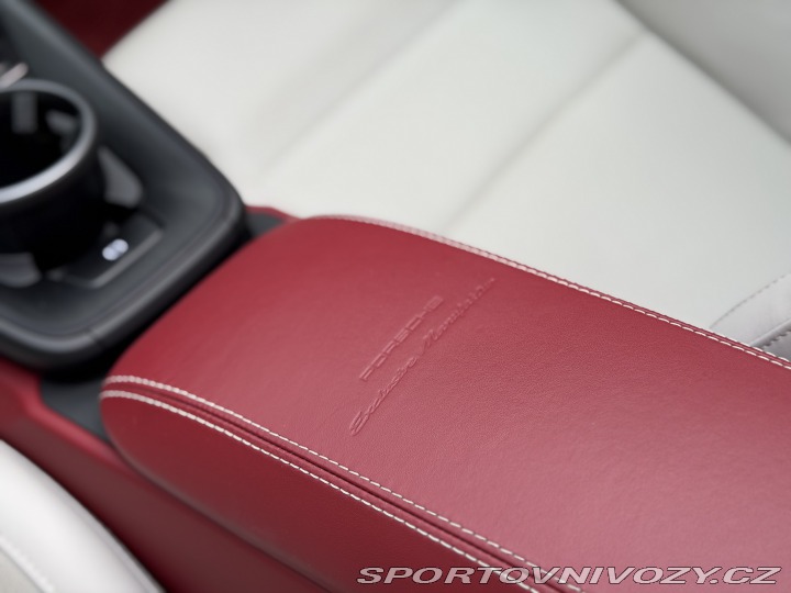Porsche 911 992 Targa 2023