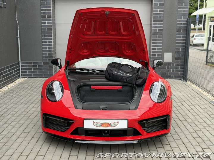 Porsche 911 992 Targa 4 GTS 2023