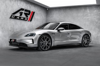 Porsche Taycan 4 Sport Chrono Pano