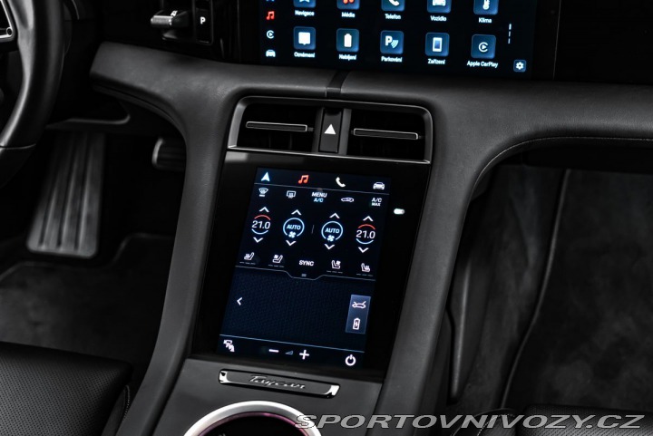 Porsche Taycan 4 Sport Chrono Pano 2025