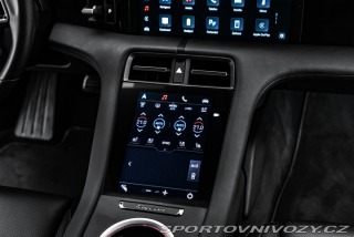 Porsche Taycan 4 Sport Chrono Pano 2025