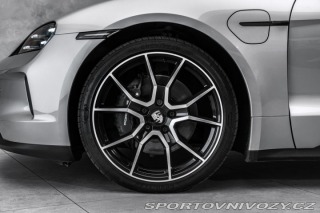 Porsche Taycan 4 Sport Chrono Pano 2025