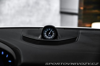 Porsche Taycan 4 Sport Chrono Pano 2025