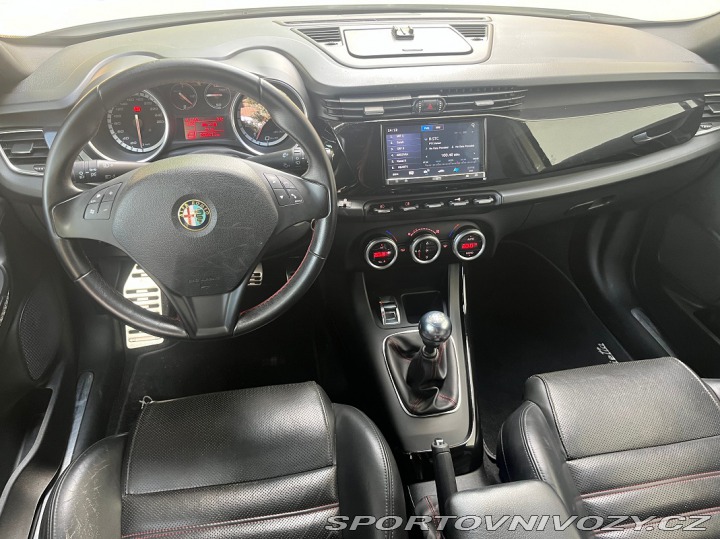 Alfa Romeo Giulietta 1.8TBi Quadrifoglio Verde 2012