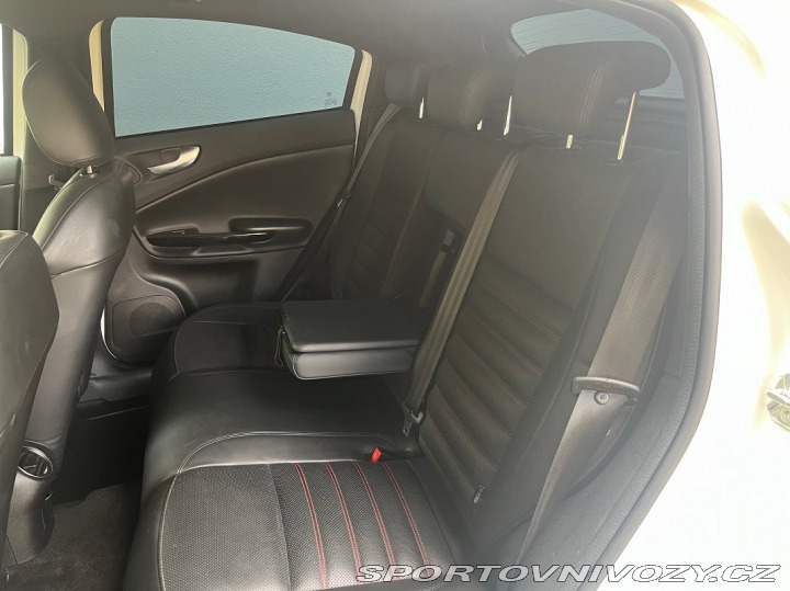 Alfa Romeo Giulietta 1.8TBi Quadrifoglio Verde 2012