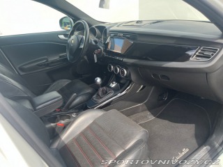 Alfa Romeo Giulietta 1.8TBi Quadrifoglio Verde 2012