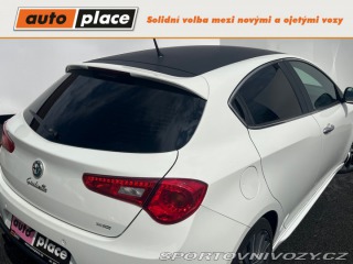 Alfa Romeo Giulietta 1.8TBi Quadrifoglio Verde 2012