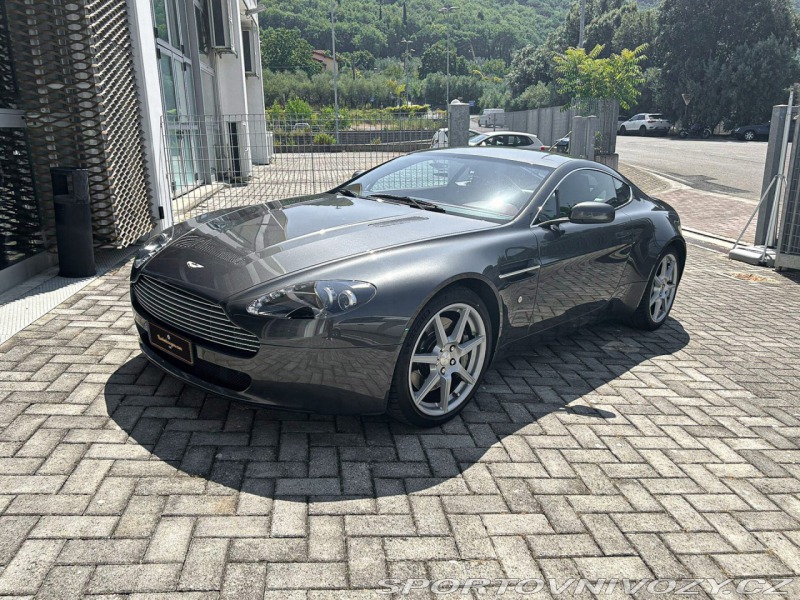 Aston Martin Vantage V8 VANTAGE MANUALE